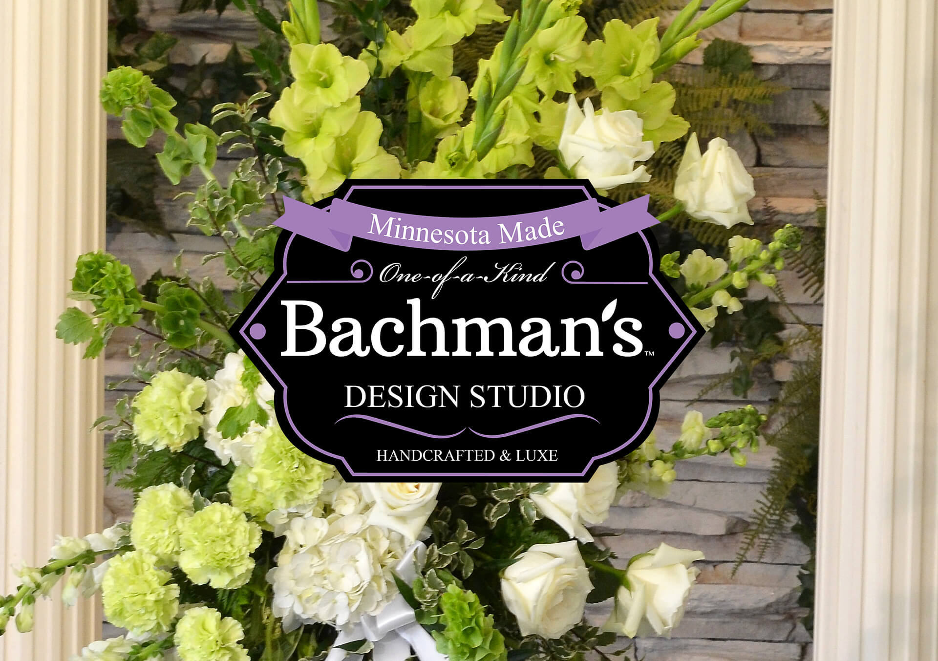 Product Image for Bachman's Sympathy Floral Easel Design Studio